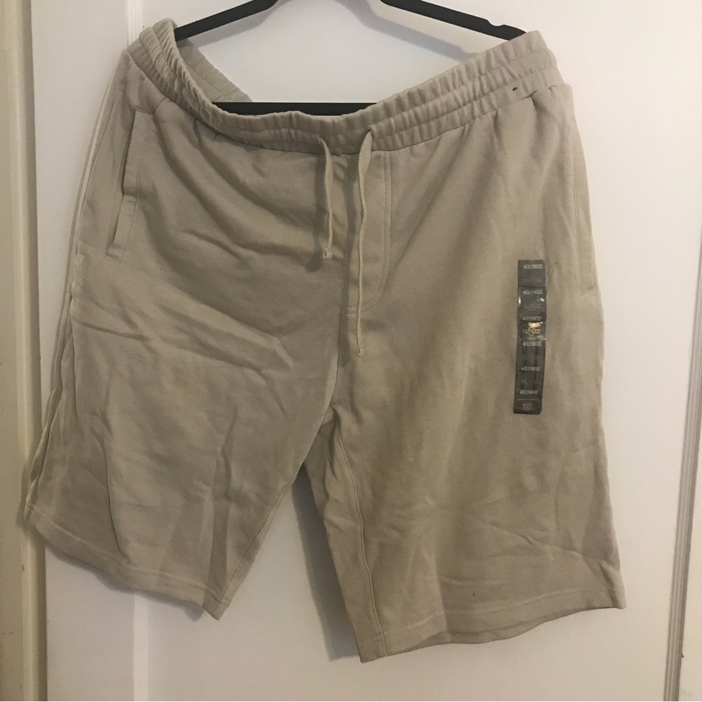 XXL Mens Shorts: Pockets, 2 side & 1 back Sweatshirt material NEW